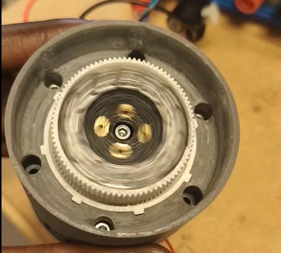 Test du réducteur harmonique